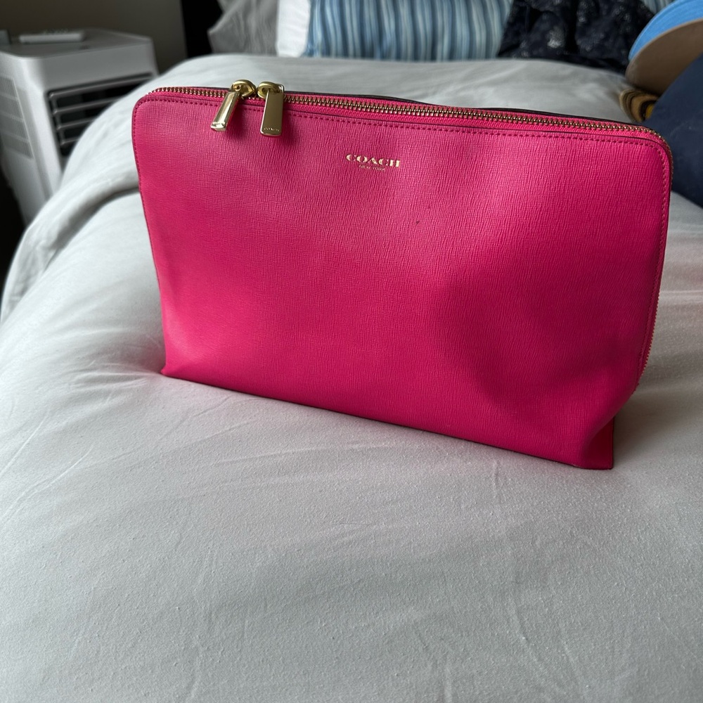 Coach pink clutch